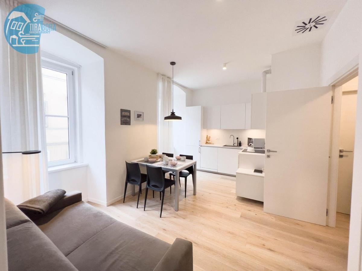 Imbriani 4 Tirabora Short Rent Apartment Trieste Luaran gambar